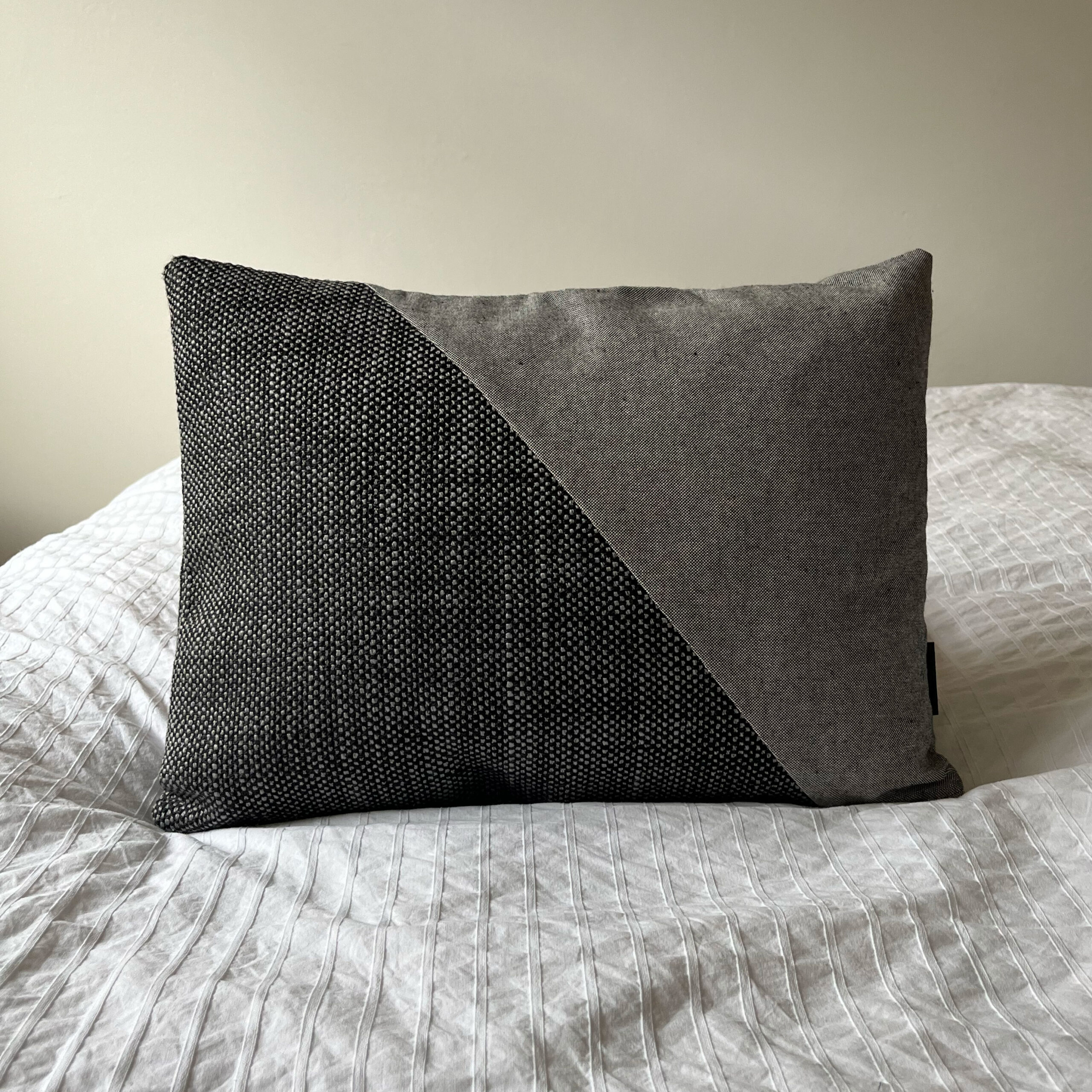 Kussen Grey Twist - Afbeelding 2